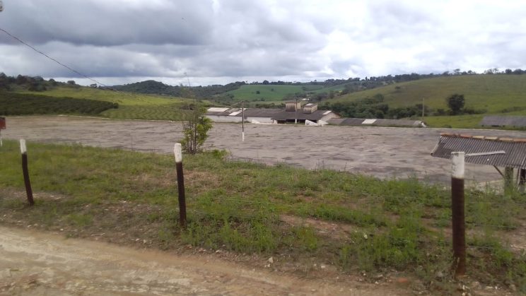 VENDO SITIO DE CAFE ENTRE LAVRAS E PERDÕES 033