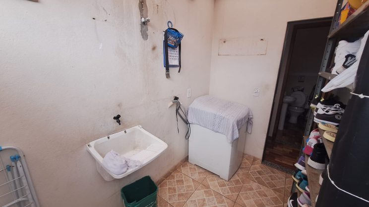 Vendo Apartamento Bairro Floresta- São Lourenço-MG (17)