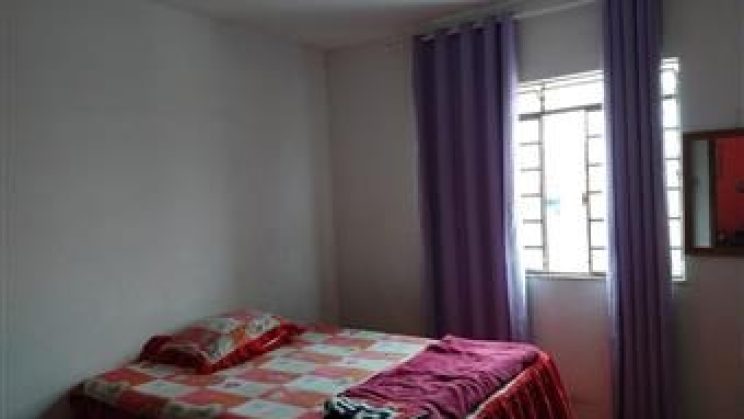 Vendo Casa 02 Dormitórios- Porta do Céu-São Lourenço-MG f 01 (5)