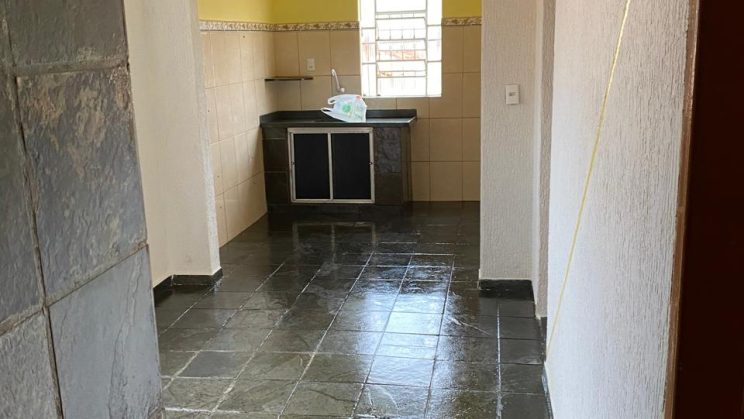 Vendo Casa 02 Dormitórios-São Lourenço Velho- São Lourenço-MG f01 (12)