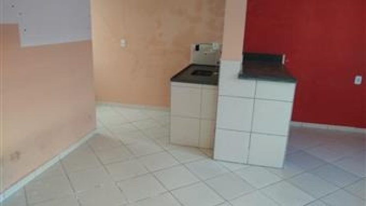 Vendo Casa 02 Dormitórios-Vila Carneiro-São Lourenço-MG f 01 (13)