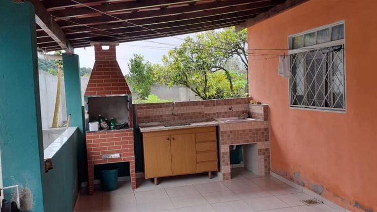 Vendo Casa 03 -Dormitórios- Dom Viçoso-MG 01 (1)