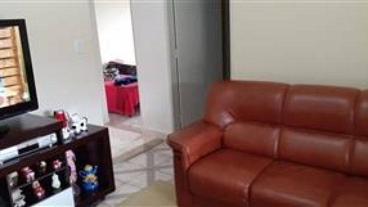 Vendo Casa 03 -Dormitórios- Dom Viçoso-MG 01 (9)
