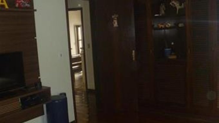 Vendo Casa 04 Dormitórios-Centro-São Lourenço-MG f 01 (16)