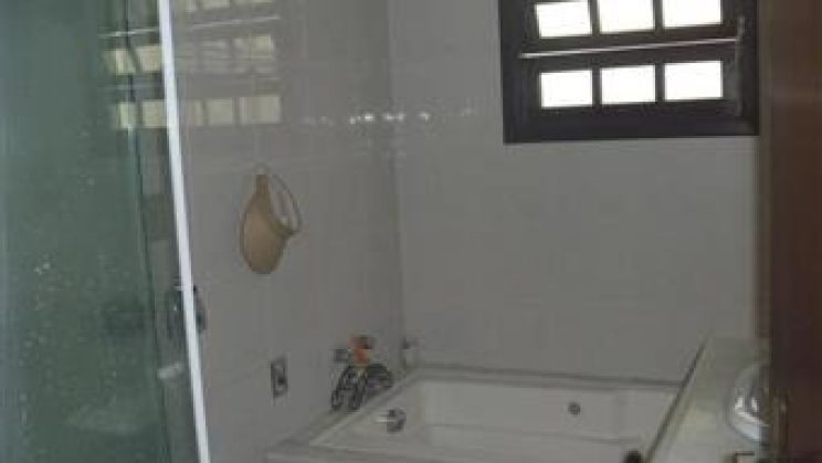 Vendo Casa 04 Dormitórios-Centro-São Lourenço-MG f 01 (26)