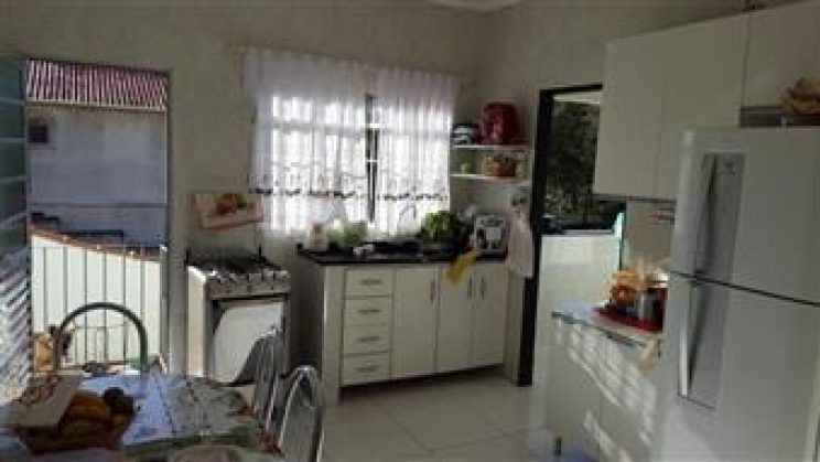 Vendo Casa 04 Dormitórios-Monte Verde- São Lourenço-MG foto 01 (28)