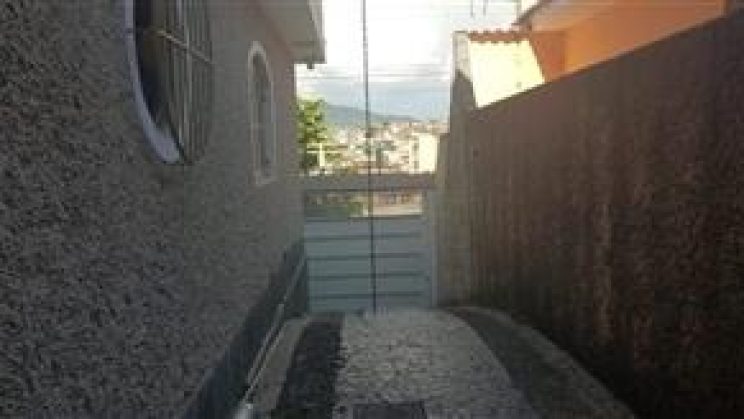 Vendo Casa 04 Dormitórios-Porta do Céu- São Lourenço-MG art 01 (11)