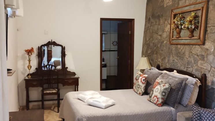 Vendo Casa 08 Suites- Federal -São Lourenço-MG f01 (14)