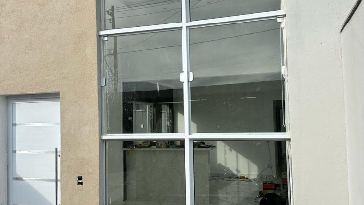Vendo Casa 2 Quartos Jardim das Oliveiras- São Lourenço-MG (2)