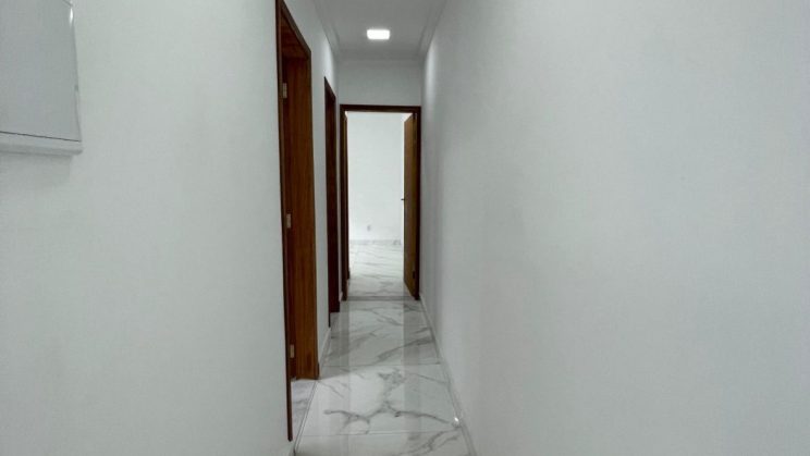 Vendo Casa 2 Quartos Jardim das Oliveiras- São Lourenço-MG (52)