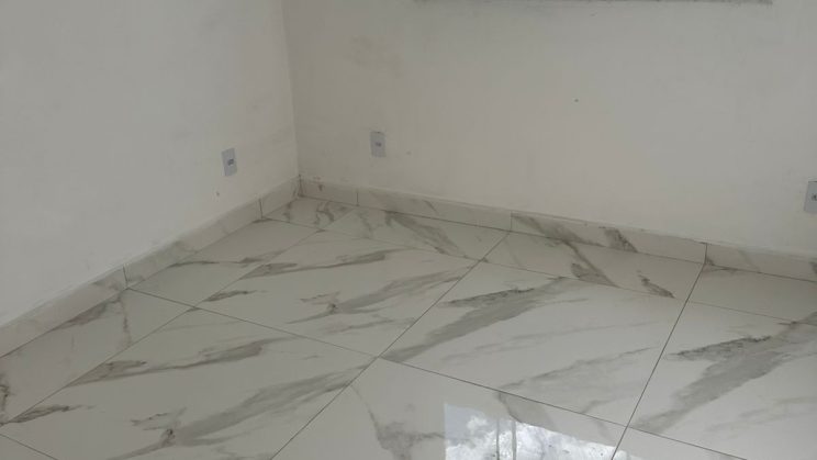 Vendo Casa 2 Quartos Jardim das Oliveiras- São Lourenço-MG (54)