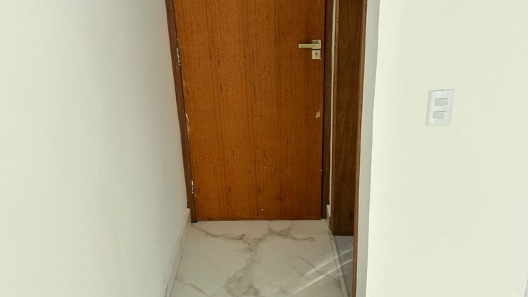 Vendo Casa 2 Quartos Jardim das Oliveiras- São Lourenço-MG (58)