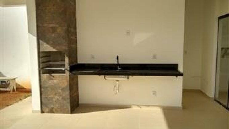 Vendo Casa 3 Dormitórios-Solar dos Lagos-São Lourenço-MG (3)