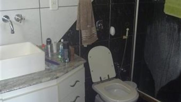 Vendo Casa 3 Suites-8 Garagens- São Lourenço-MG (26)