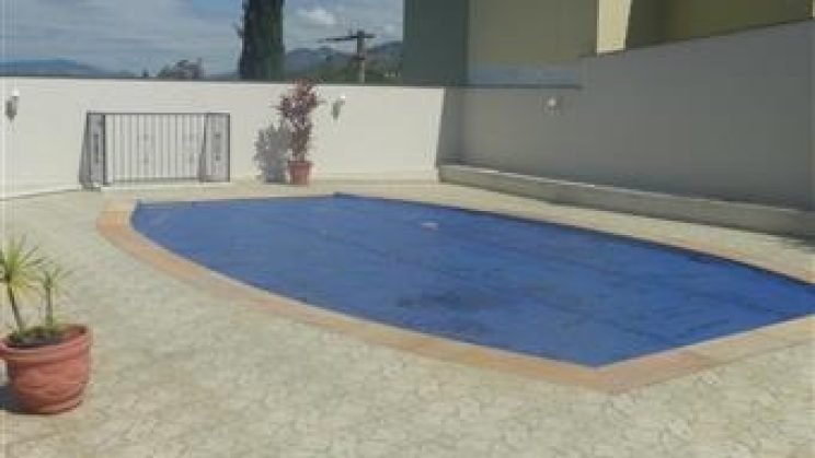 Vendo Casa 3 Suites-8 Garagens- São Lourenço-MG (33)