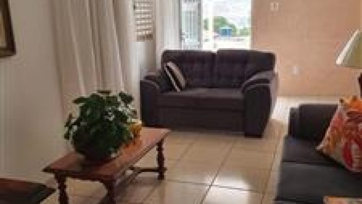 Vendo Casa no Centro, 3 Dormitórios-2 Suites-São Lourenço-MG (14)