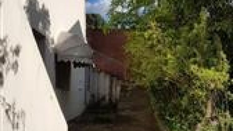 vendo casa 03 dormitórios- Carioca- São Lourenço-MG f 01 (23)