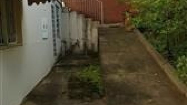 vendo casa 03 dormitórios- Carioca- São Lourenço-MG f 01 (4)
