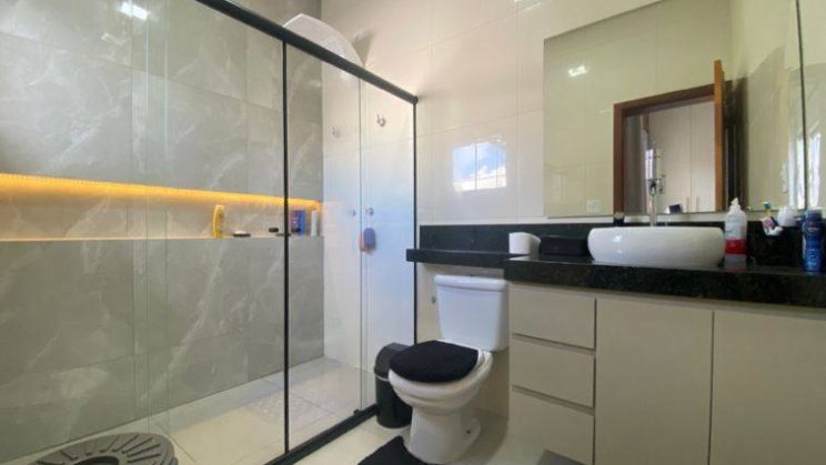 vendo casa nova 3 quartos Sao Lourenço MG 06